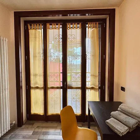 Apartment View With 2 Swimming Pools Desenzano Desenzano del Garda